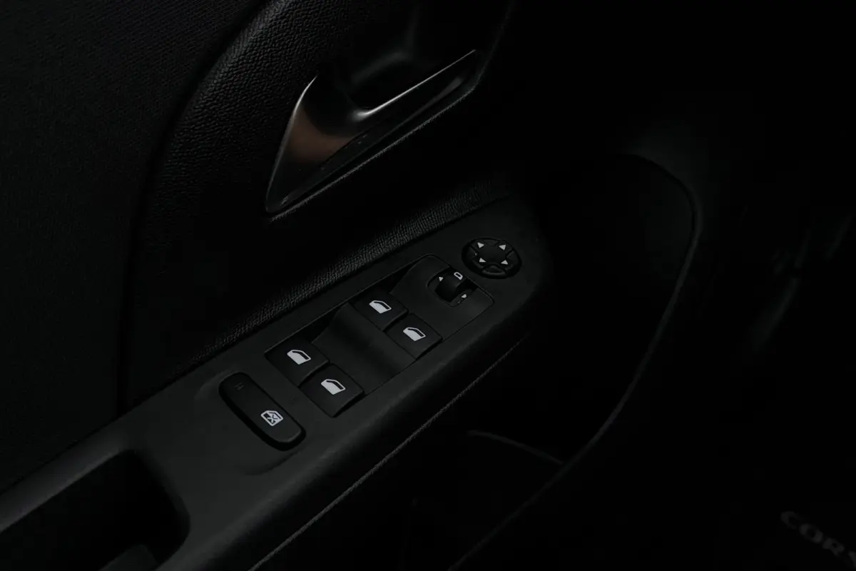 Edition 50 kWh | Org NL | CarPlay | SOH 94% | 3 Fase | 40.000 KM ! | Climate Control | Parkeersensoren | BTW |