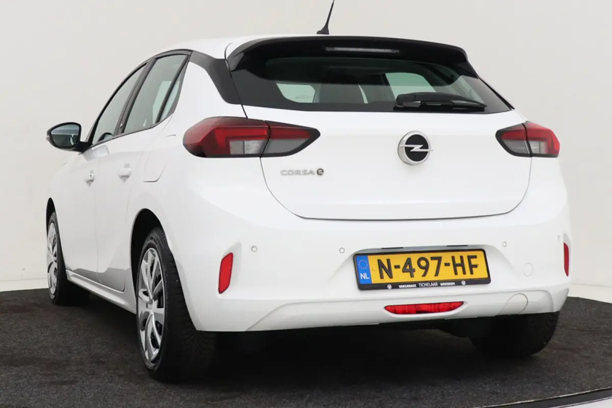 Edition 50 kWh | Org NL | CarPlay | SOH 94% | 3 Fase | 40.000 KM ! | Climate Control | Parkeersensoren | BTW |