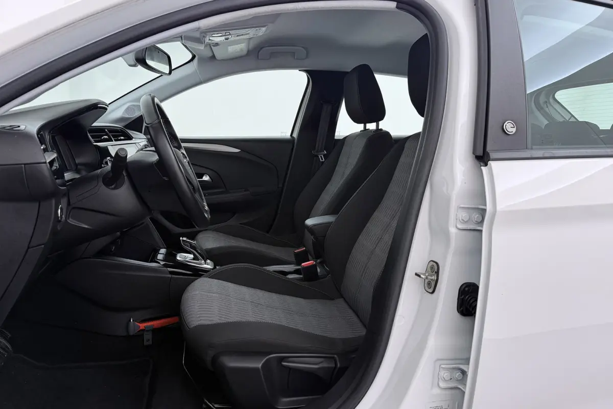 Edition 50 kWh | Org NL | CarPlay | SOH 94% | 3 Fase | 40.000 KM ! | Climate Control | Parkeersensoren | BTW |
