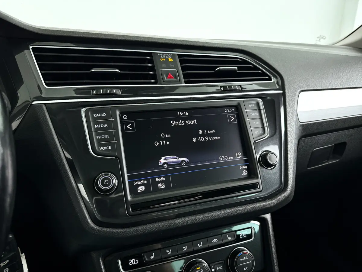 1.4 TSI Connected Series | Panoramadak | Parkeercamera | Stoelverwarming
