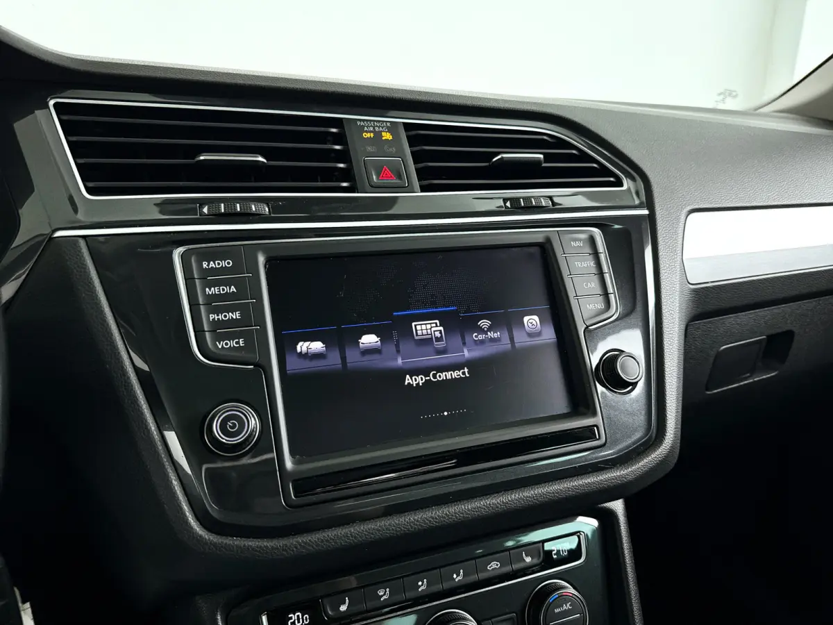 1.4 TSI Connected Series | Panoramadak | Parkeercamera | Stoelverwarming