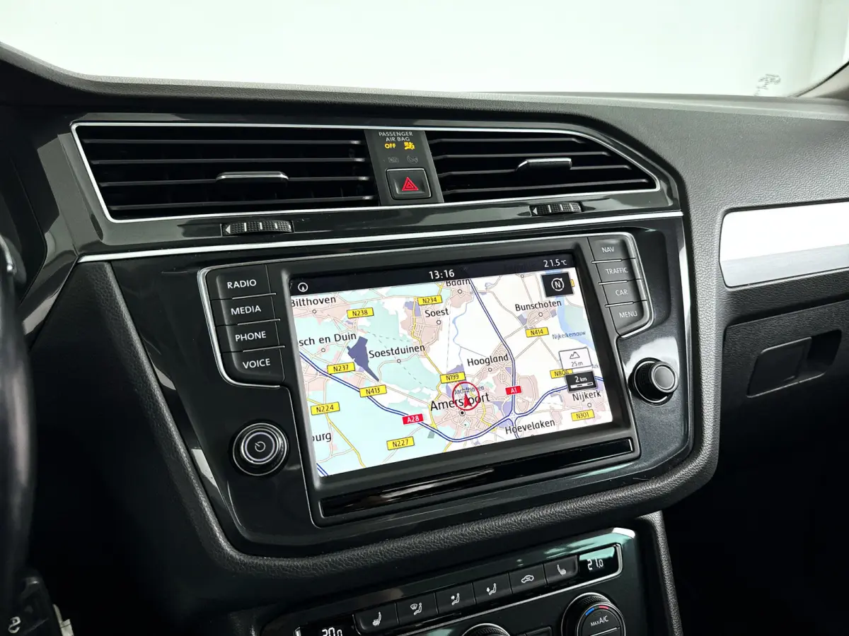 1.4 TSI Connected Series | Panoramadak | Parkeercamera | Stoelverwarming