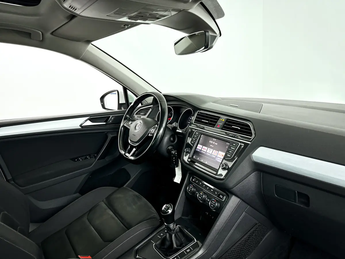 1.4 TSI Connected Series | Panoramadak | Parkeercamera | Stoelverwarming