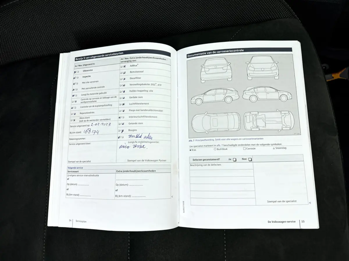 1.4 TSI Connected Series | Panoramadak | Parkeercamera | Stoelverwarming