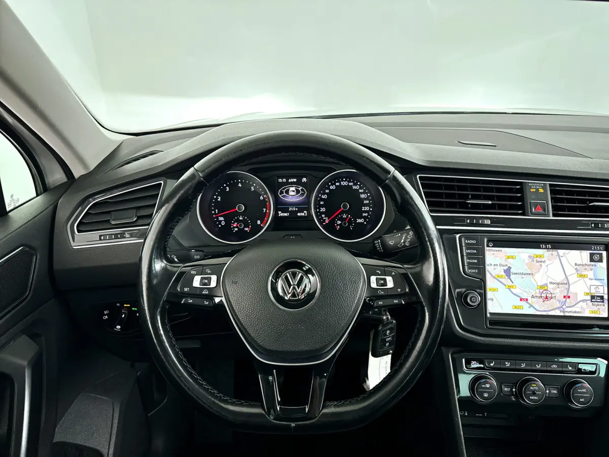 1.4 TSI Connected Series | Panoramadak | Parkeercamera | Stoelverwarming