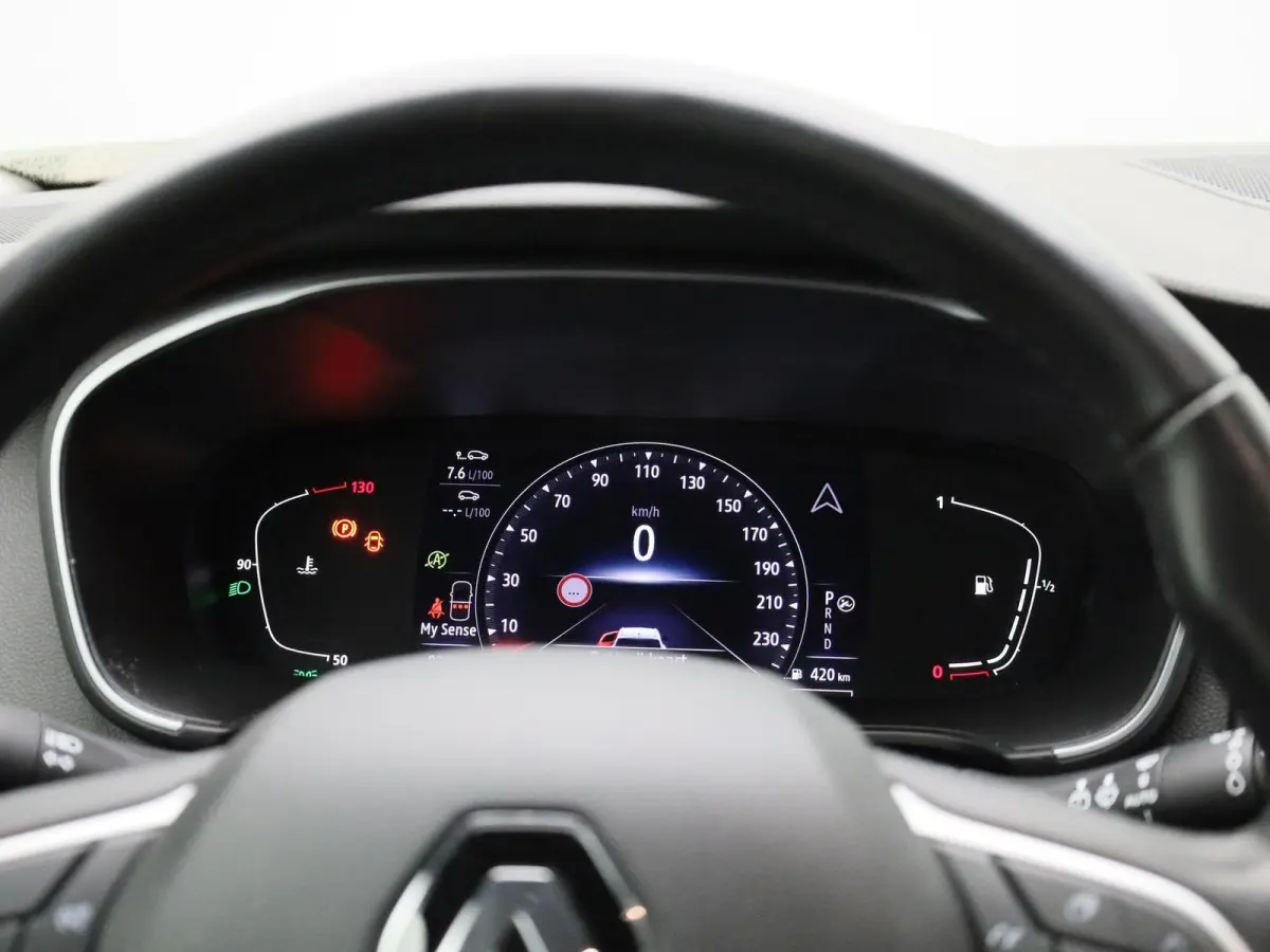 1.3 TCe 140 Techno | Achteruitrijcamera | Cruise Control | Climate Control | Stoelverwarming |