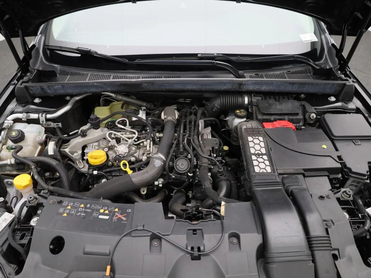 1.3 TCe 140 Techno | Achteruitrijcamera | Cruise Control | Climate Control | Stoelverwarming |