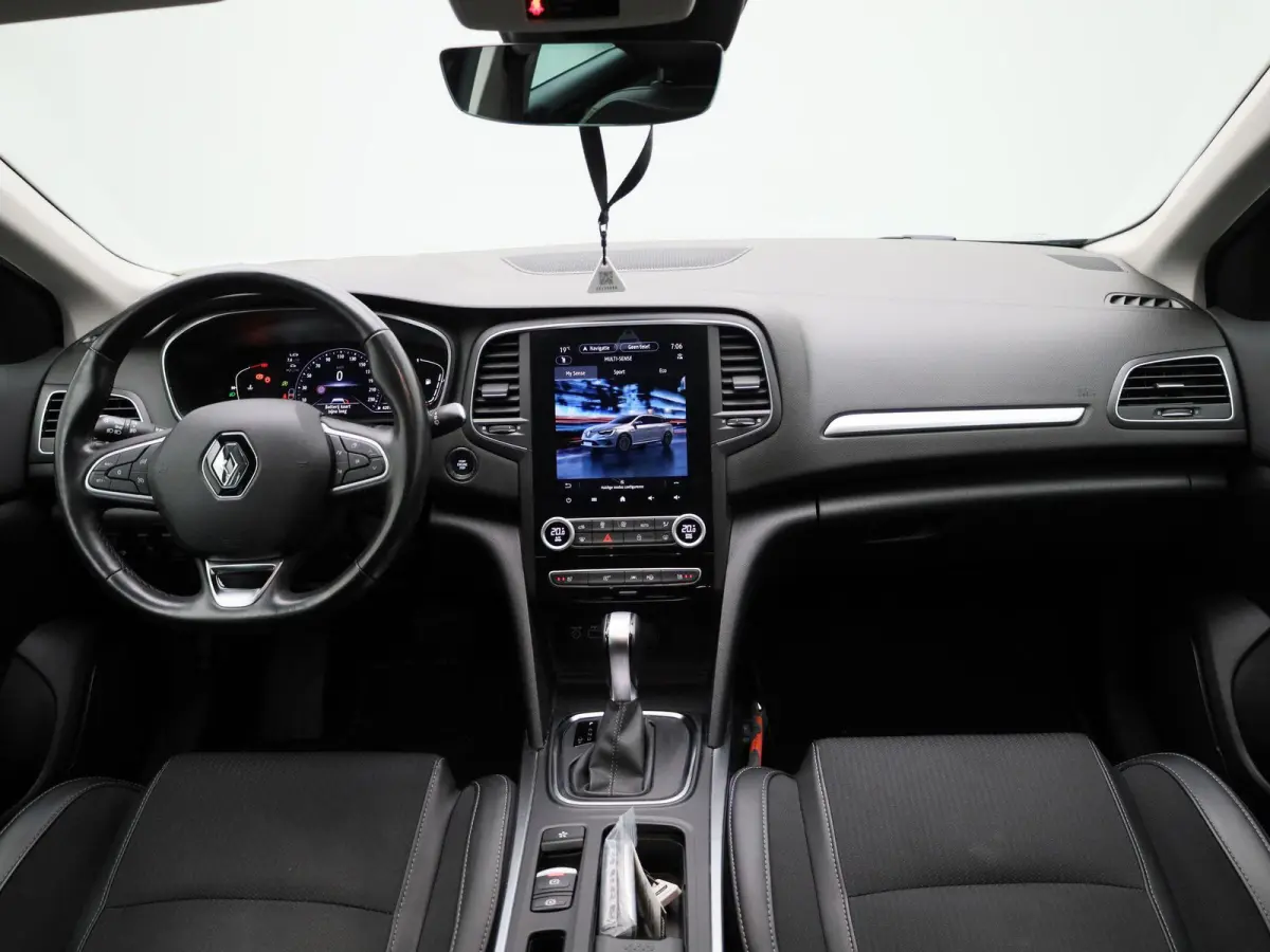 1.3 TCe 140 Techno | Achteruitrijcamera | Cruise Control | Climate Control | Stoelverwarming |