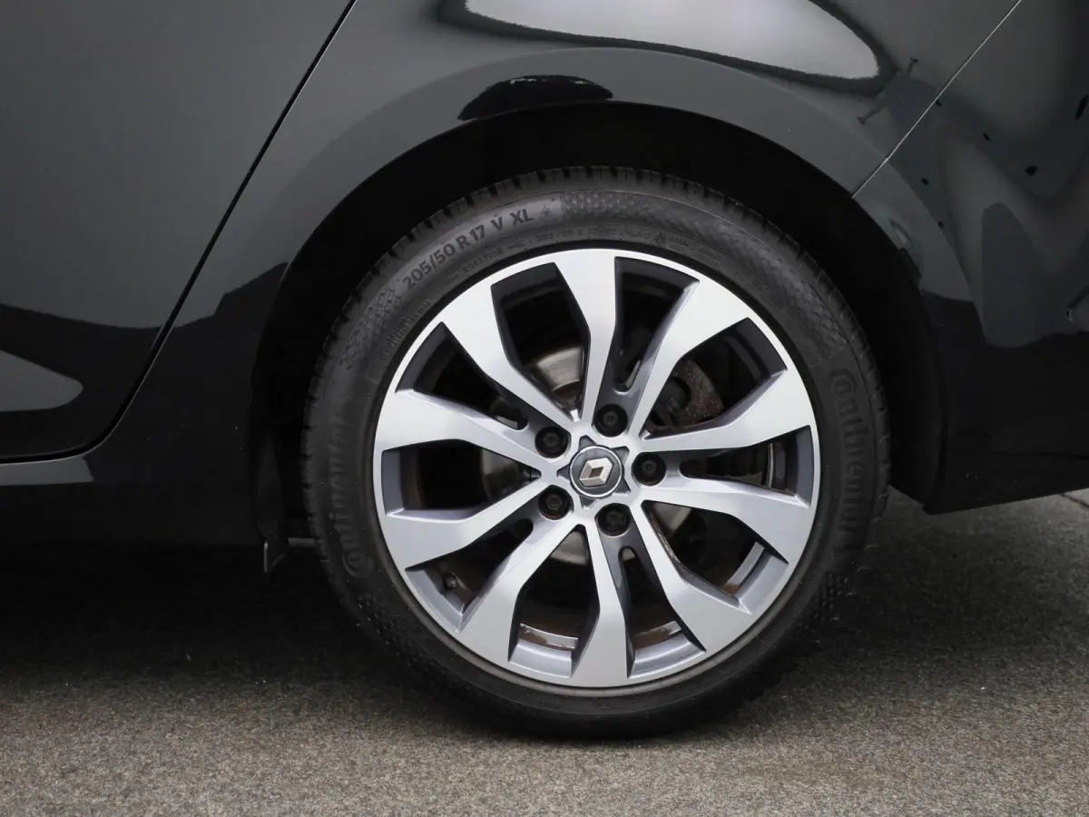 1.3 TCe 140 Techno | Achteruitrijcamera | Cruise Control | Climate Control | Stoelverwarming |