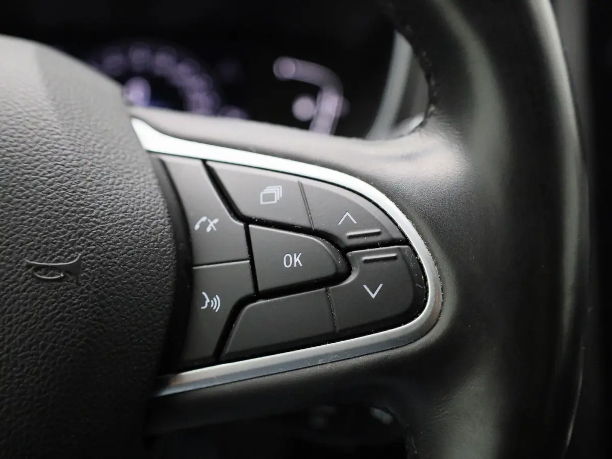 1.3 TCe 140 Techno | Achteruitrijcamera | Cruise Control | Climate Control | Stoelverwarming |