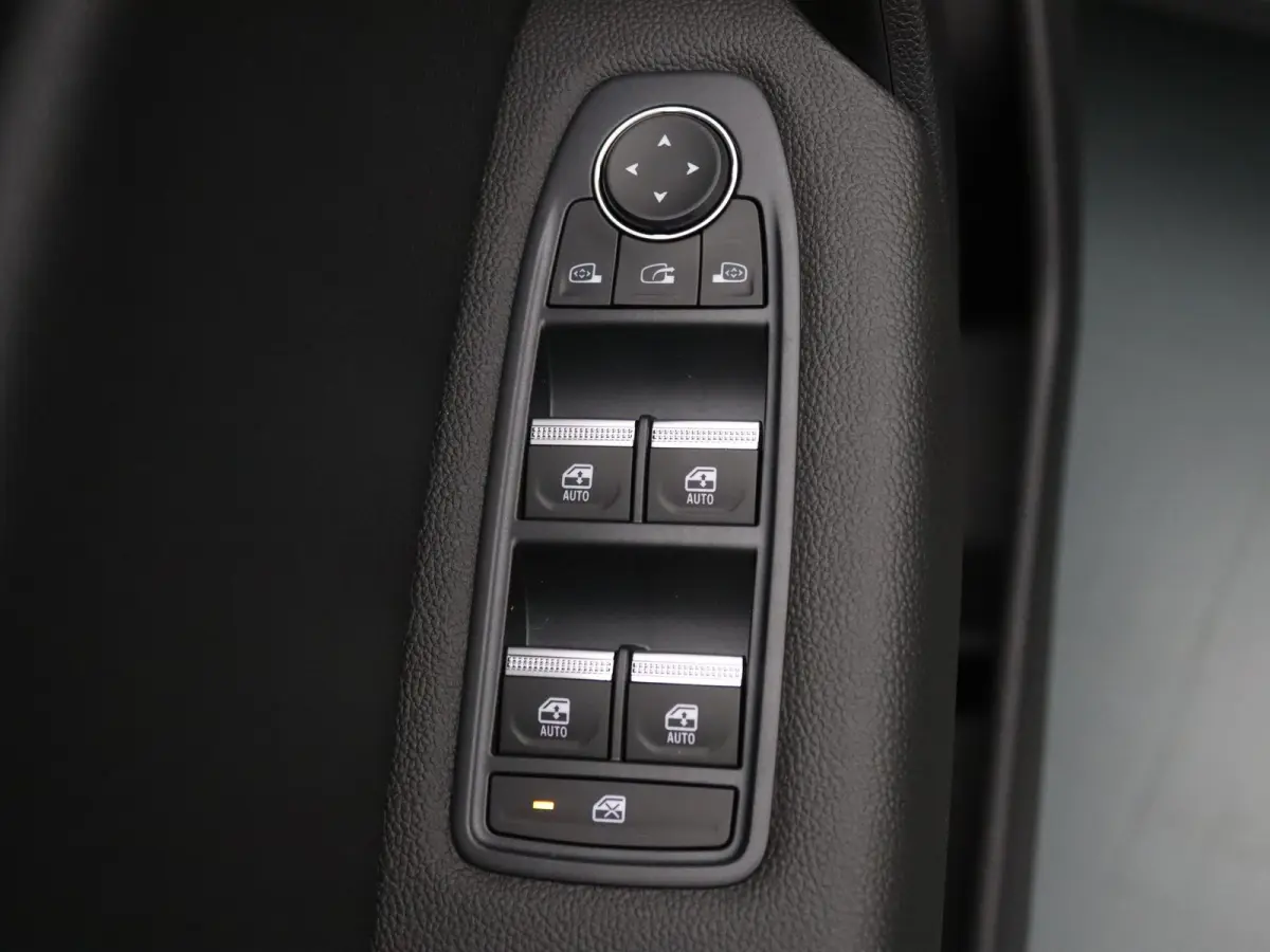 160pk HEV AT Instyle Apple Carplay/Android Auto | Climate