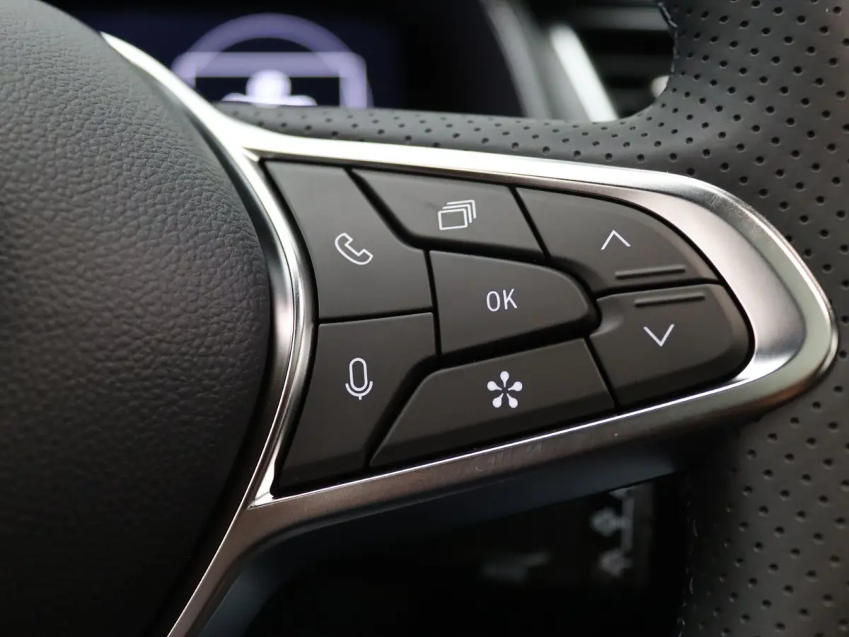 160pk HEV AT Instyle Apple Carplay/Android Auto | Climate