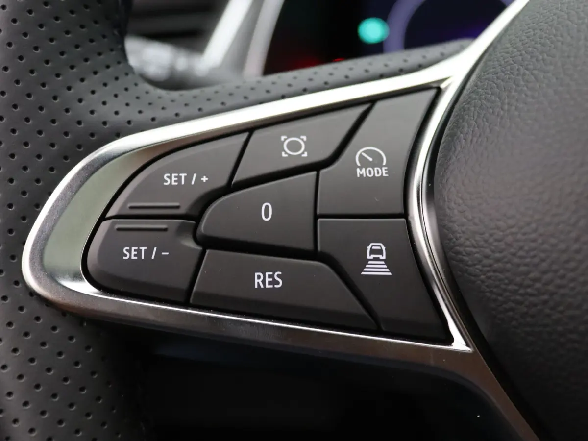160pk HEV AT Instyle Apple Carplay/Android Auto | Climate