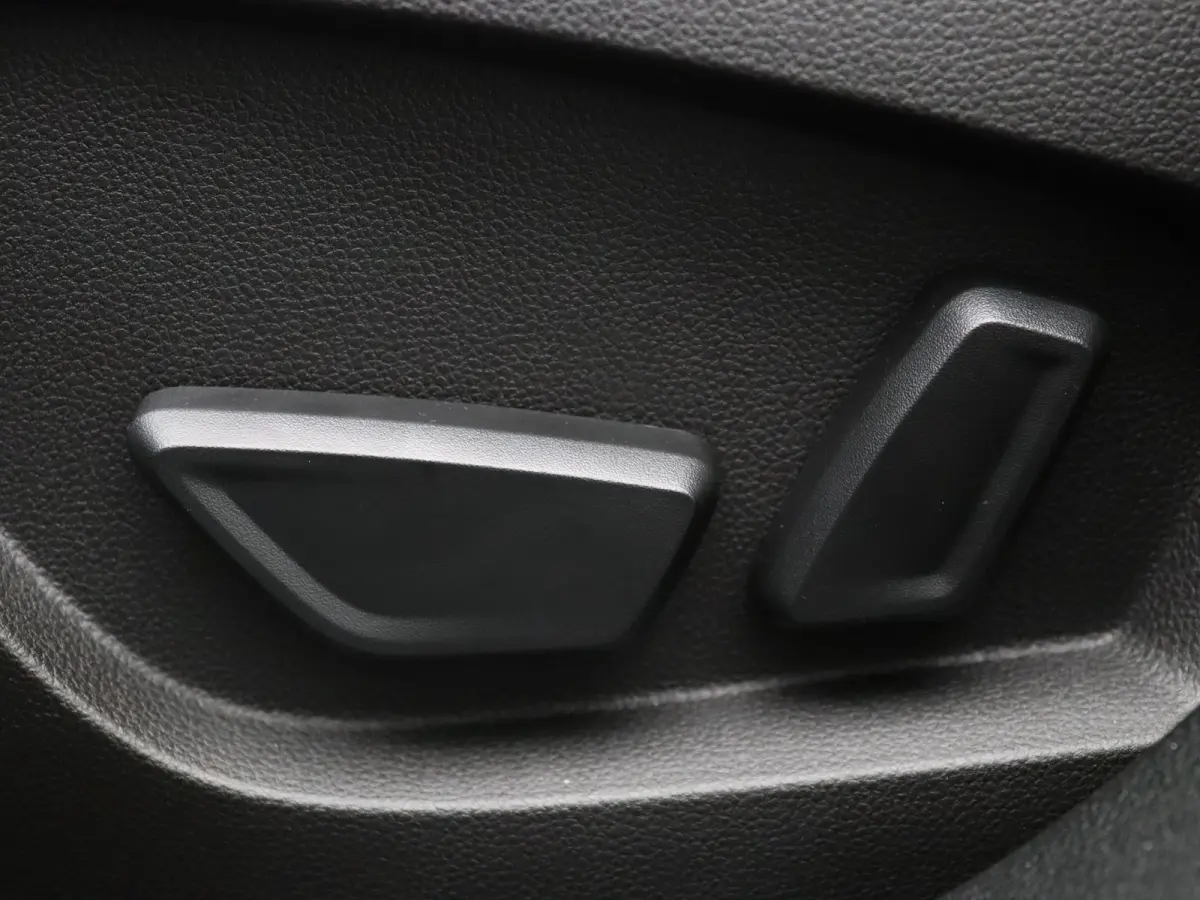 160pk HEV AT Instyle Apple Carplay/Android Auto | Climate