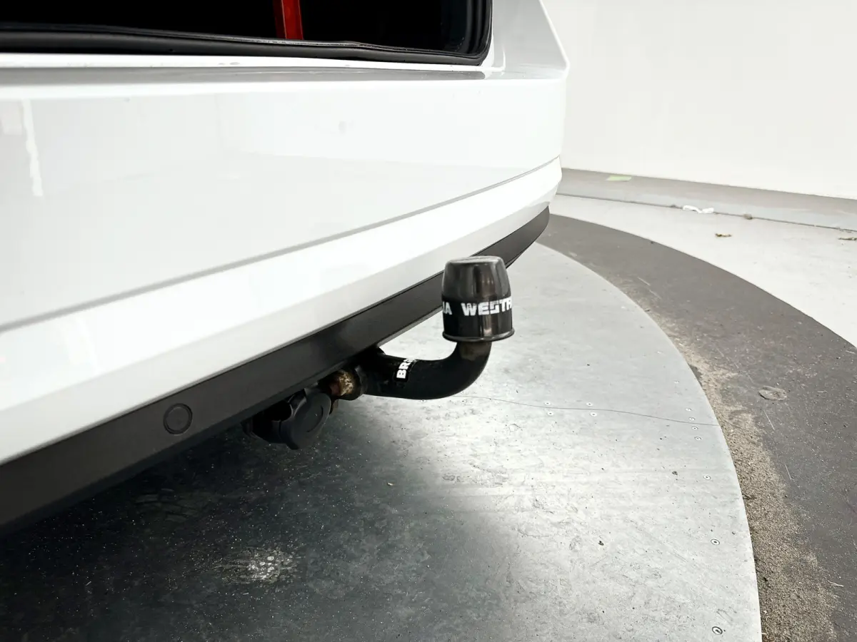 1.5 TSI Greentech Business Edition | Park assist | Cruise control | Stoelverwarming | Extra getint glas