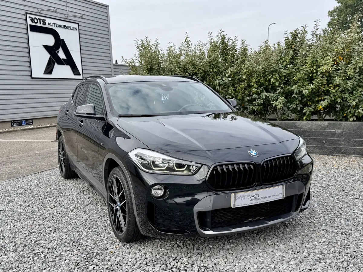 xDrive20i M-Pakket Headup|Camera|Keyles|Navi Zwart!