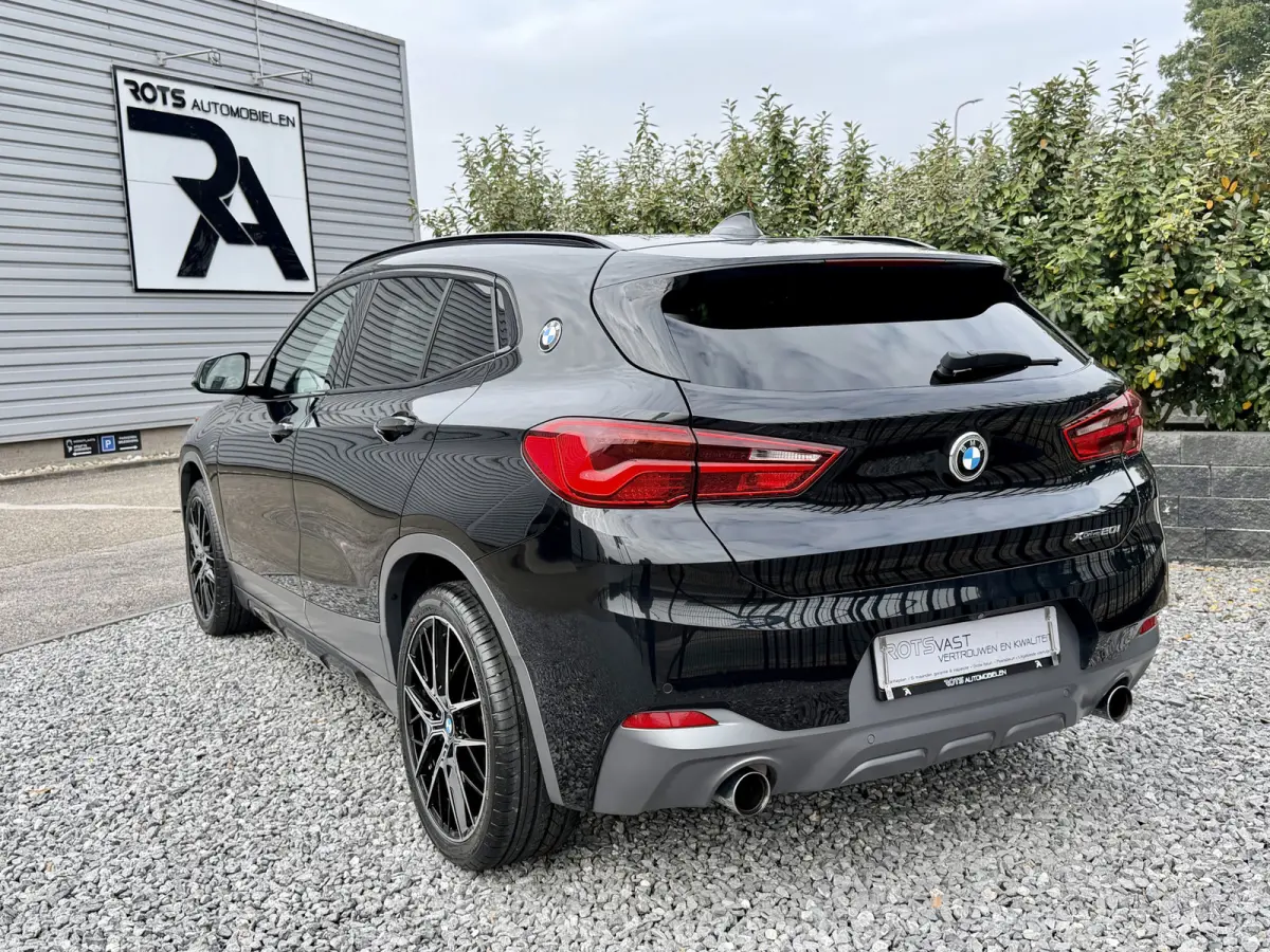xDrive20i M-Pakket Headup|Camera|Keyles|Navi Zwart!