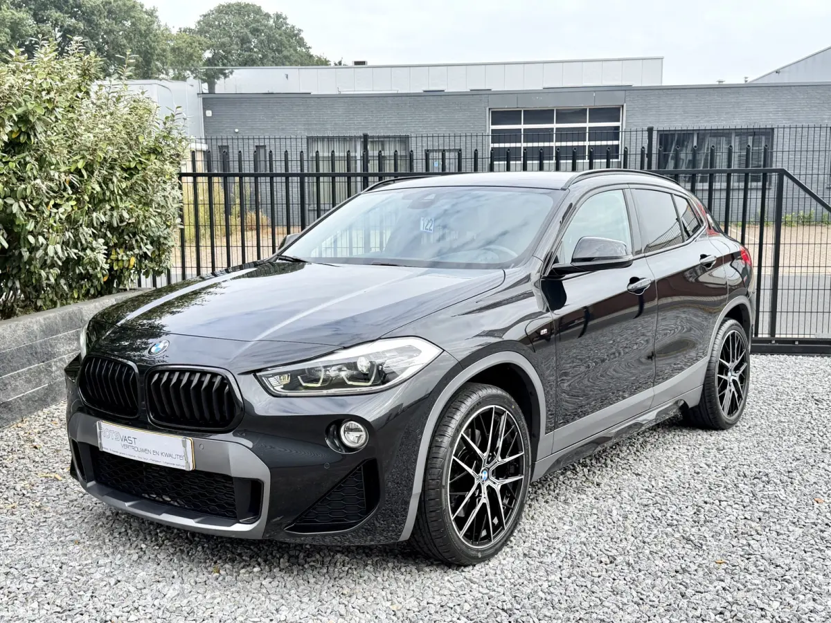 xDrive20i M-Pakket Headup|Camera|Keyles|Navi Zwart!