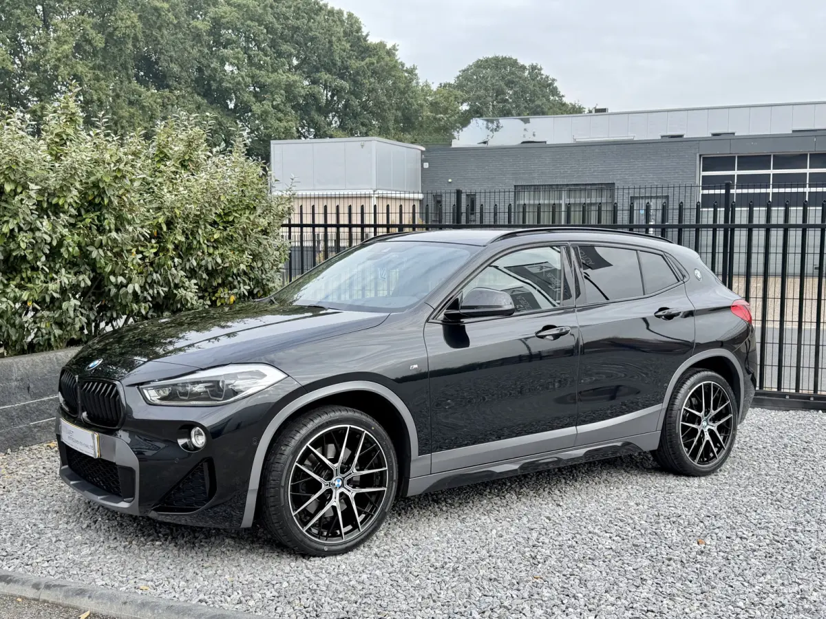 xDrive20i M-Pakket Headup|Camera|Keyles|Navi Zwart!