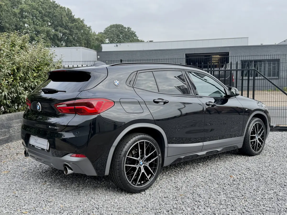 xDrive20i M-Pakket Headup|Camera|Keyles|Navi Zwart!
