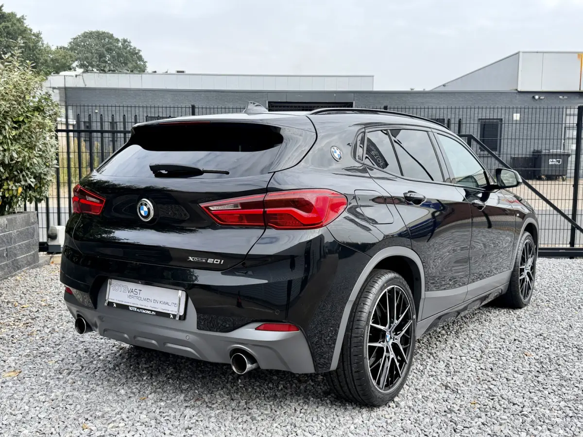 xDrive20i M-Pakket Headup|Camera|Keyles|Navi Zwart!