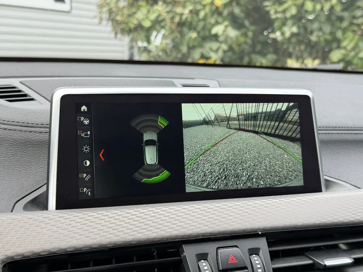 xDrive20i M-Pakket Headup|Camera|Keyles|Navi Zwart!