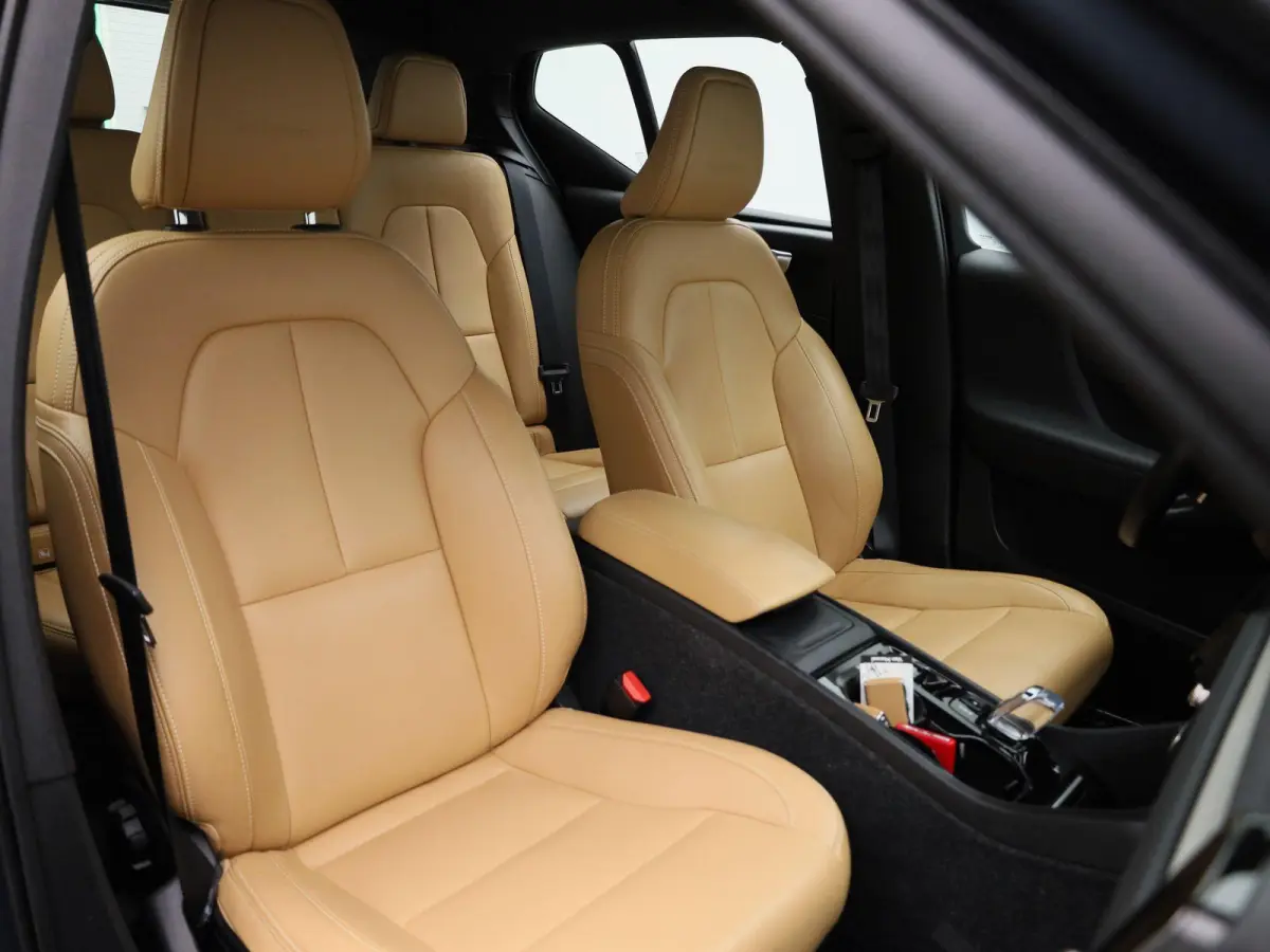 2.0 T4 Inscription | Automaat | Achteruitrijcamera | Parkeersensoren | Stoelverwarming |