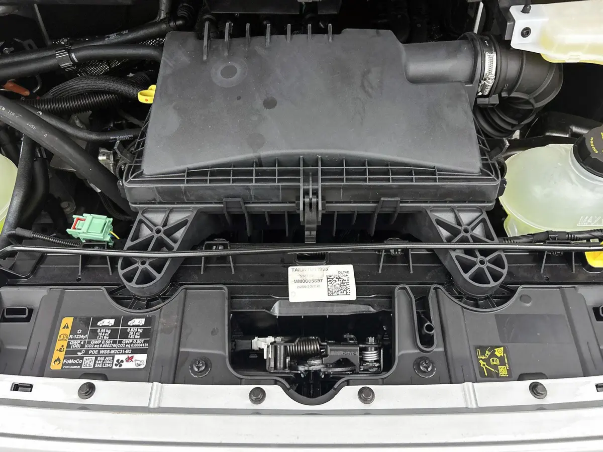 2.5 eHybrid L2H1 Style 233 PK | Automaat | Airco | Navigatie | Camera | Parkeerhulp voor + achter | Multifunctioneel stuur | App-Connect | Adaptieve Cruise Control |