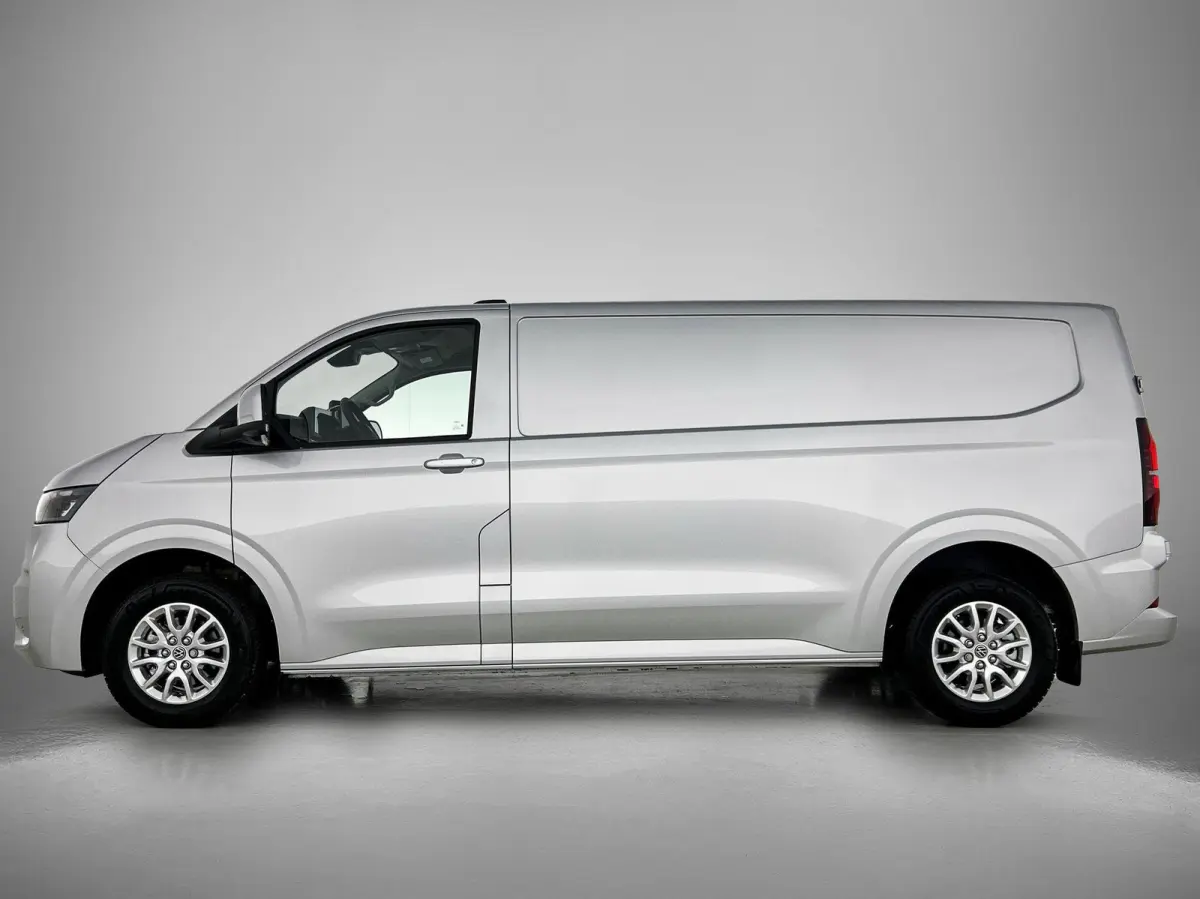 2.5 eHybrid L2H1 Style 233 PK | Automaat | Airco | Navigatie | Camera | Parkeerhulp voor + achter | Multifunctioneel stuur | App-Connect | Adaptieve Cruise Control |