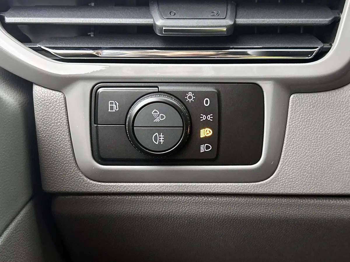 2.5 eHybrid L2H1 Style 233 PK | Automaat | Airco | Navigatie | Camera | Parkeerhulp voor + achter | Multifunctioneel stuur | App-Connect | Adaptieve Cruise Control |