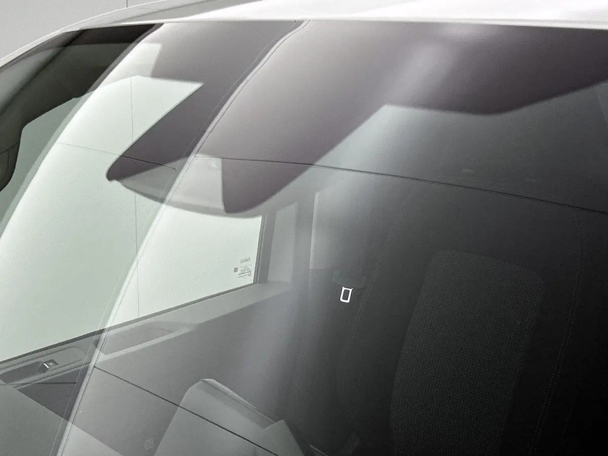 2.5 eHybrid L2H1 Style 233 PK | Automaat | Airco | Navigatie | Camera | Parkeerhulp voor + achter | Multifunctioneel stuur | App-Connect | Adaptieve Cruise Control |