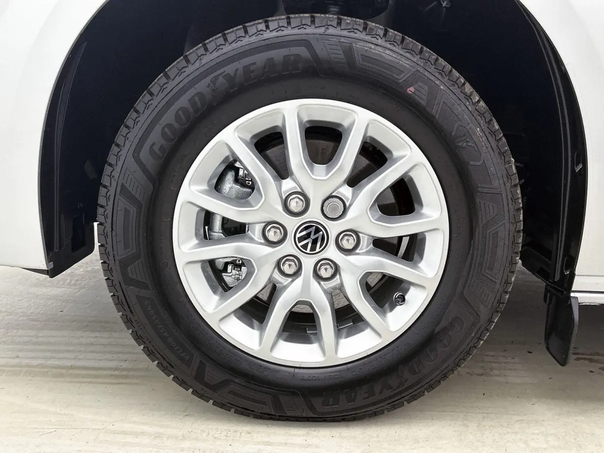 2.5 eHybrid L2H1 Style 233 PK | Automaat | Airco | Navigatie | Camera | Parkeerhulp voor + achter | Multifunctioneel stuur | App-Connect | Adaptieve Cruise Control |
