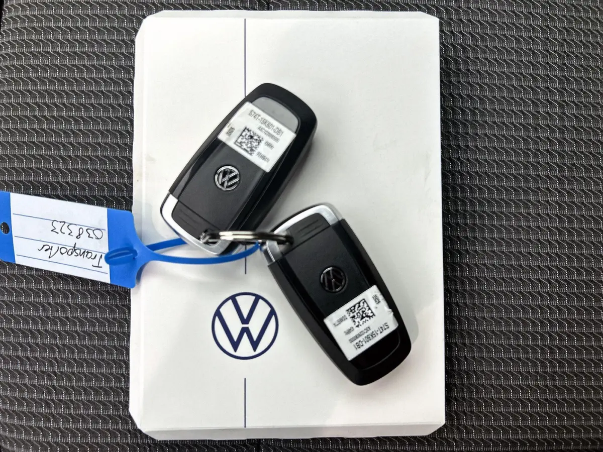 2.5 eHybrid L2H1 Style 233 PK | Automaat | Airco | Navigatie | Camera | Parkeerhulp voor + achter | Multifunctioneel stuur | App-Connect | Adaptieve Cruise Control |