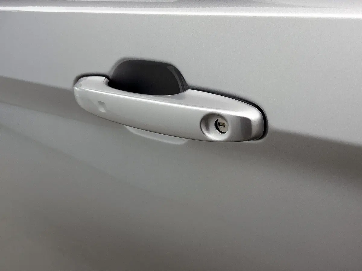 2.5 eHybrid L2H1 Style 233 PK | Automaat | Airco | Navigatie | Camera | Parkeerhulp voor + achter | Multifunctioneel stuur | App-Connect | Adaptieve Cruise Control |