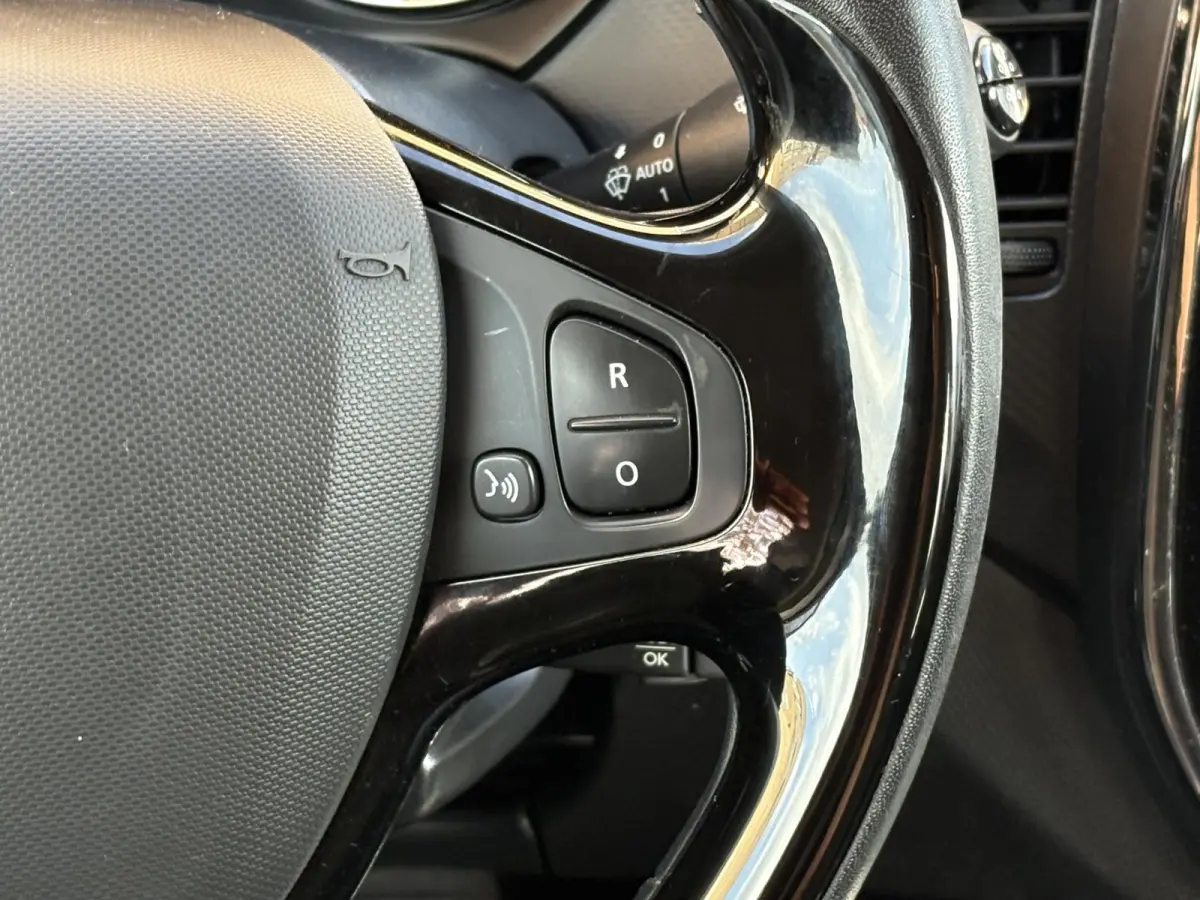 TCe 90 Dynamique R-LINK/2-TONE/CAMERA/LMV/NL-AUTO