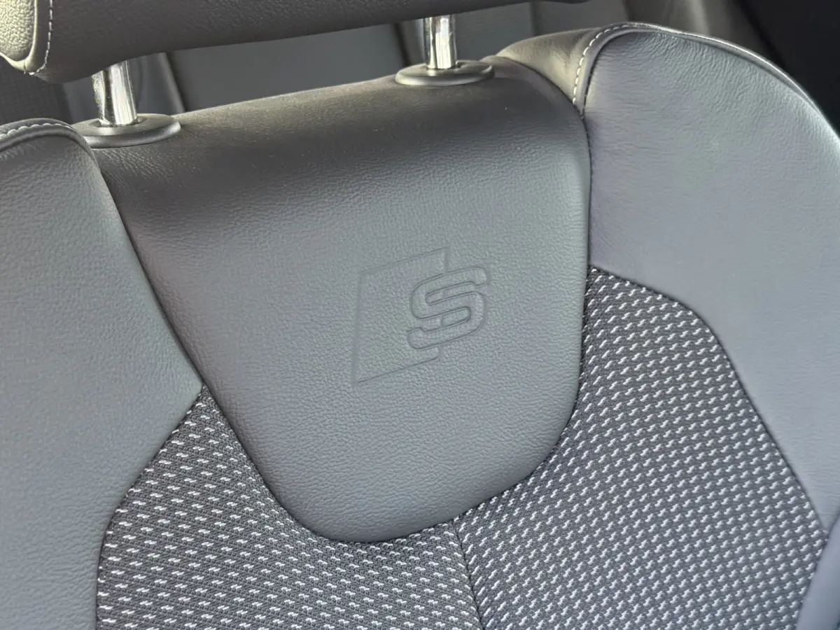 35 TFSI S-Line Virt cock/Apple/Camera/