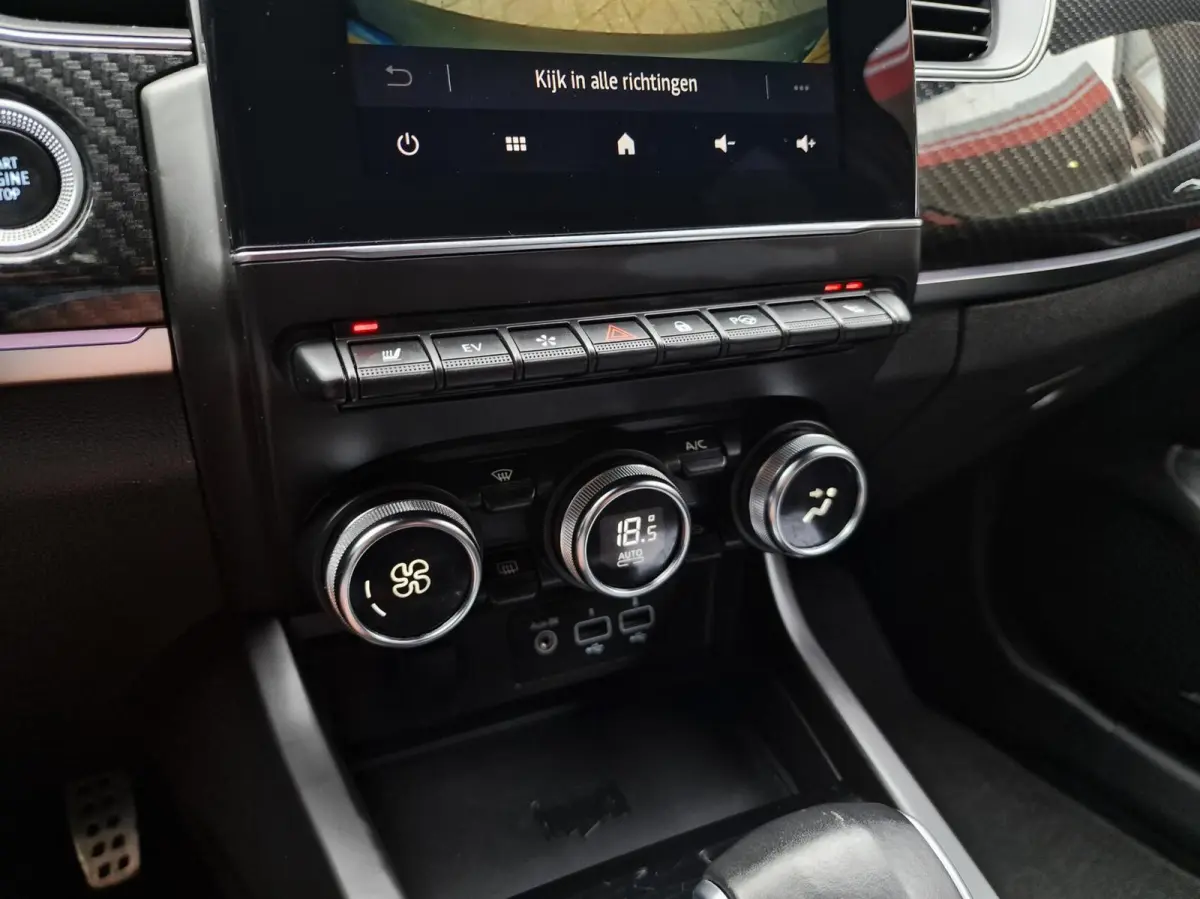 1.6 E-Tech Hybrid 145 R.S. Line|Bose|Carbon|18-inch|LED|Carplay|Camera|ACC|Stoelverwarming|Leder|