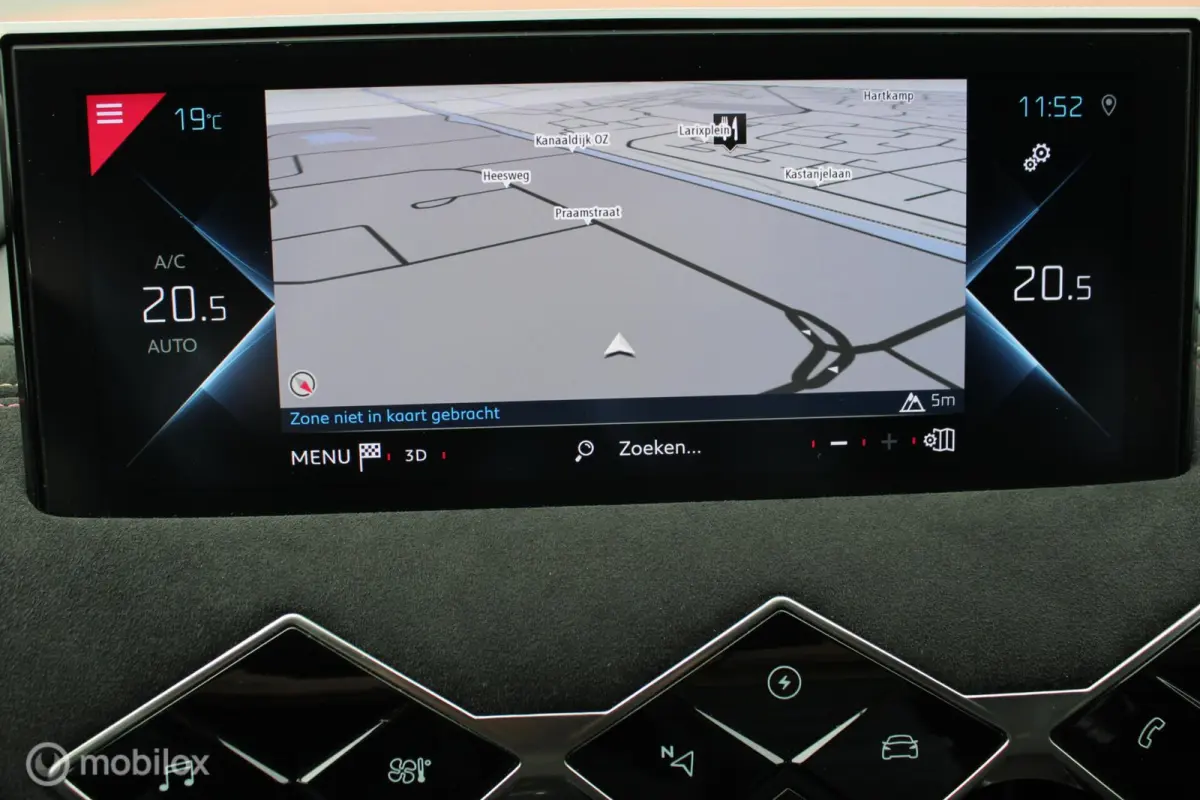 Performance Line 50 kWh, Alcantara Interieur + dashboard, Navi, App connect, Stoelverwarming, Sportstoelen, Donker glas, Cruise, Clima, Pdc + camera