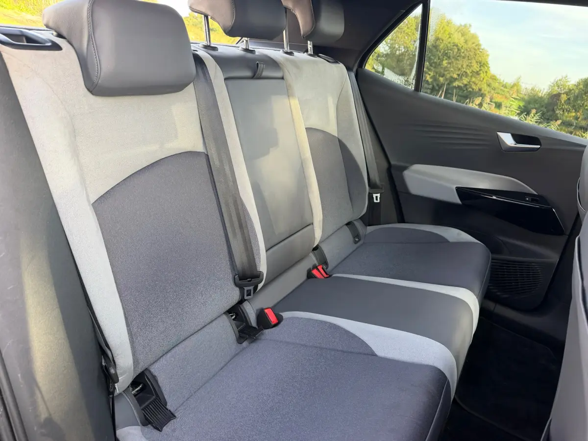 First Plus 58 kWh - Mangan Grey - Carplay/Camera/Adaptive
