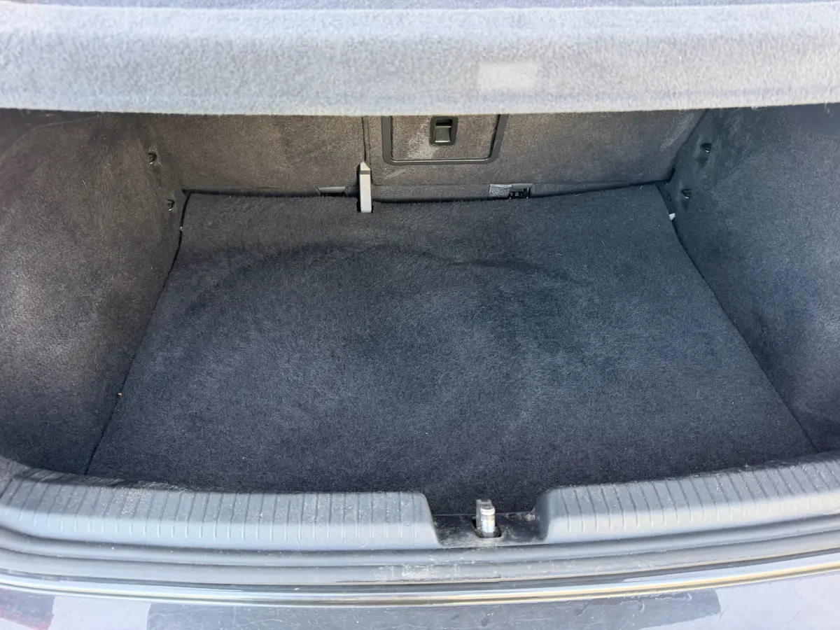 First Plus 58 kWh - Mangan Grey - Carplay/Camera/Adaptive