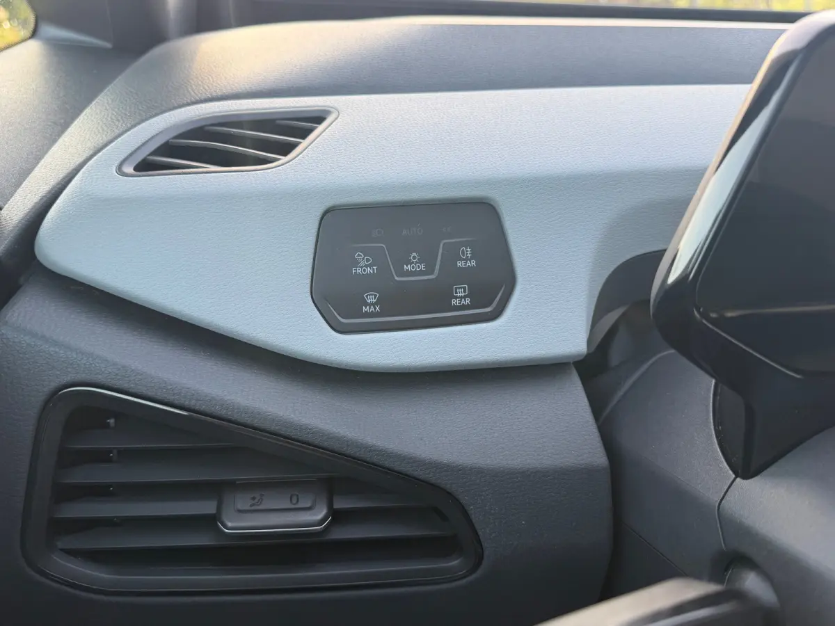 First Plus 58 kWh - Mangan Grey - Carplay/Camera/Adaptive