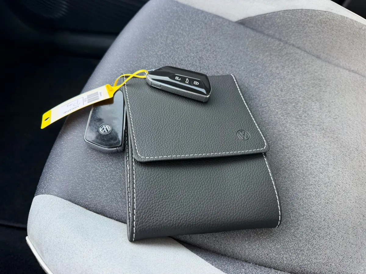 First Plus 58 kWh - Mangan Grey - Carplay/Camera/Adaptive