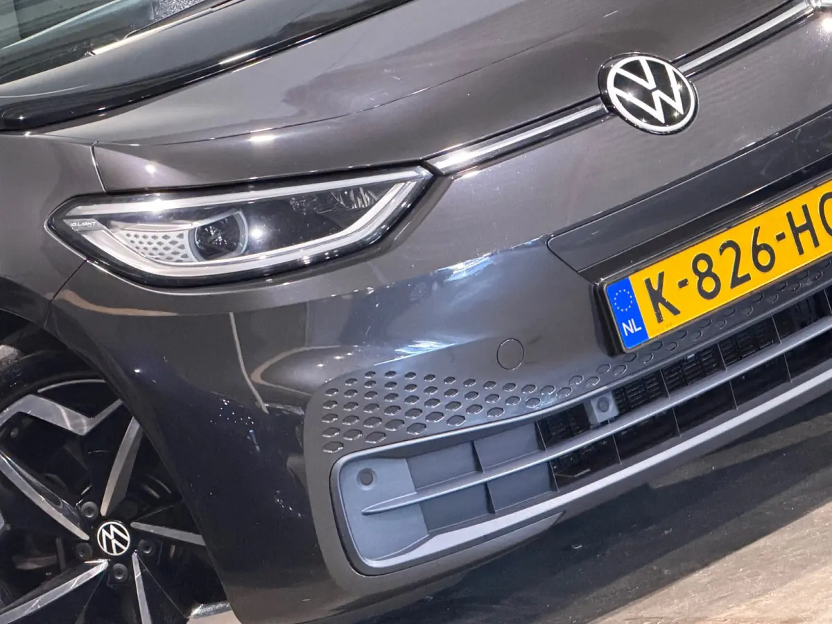 First Plus 58 kWh - Mangan Grey - Carplay/Camera/Adaptive
