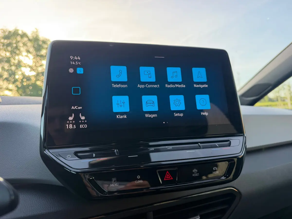 First Plus 58 kWh - Mangan Grey - Carplay/Camera/Adaptive