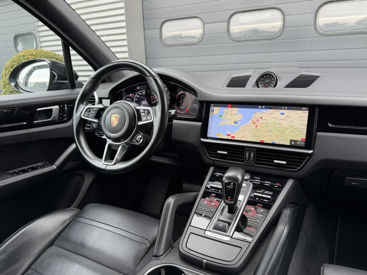 3.0 Sport Chrono | Panoramadak | 360* Camera | Bose | Stoelventilatie/Verwarming | 21 Inch Lichtmetalen Velgen |