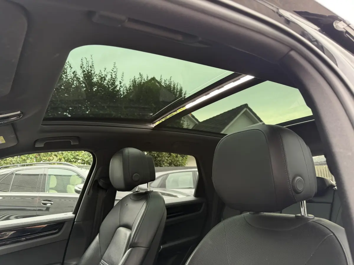 3.0 Sport Chrono | Panoramadak | 360* Camera | Bose | Stoelventilatie/Verwarming | 21 Inch Lichtmetalen Velgen |