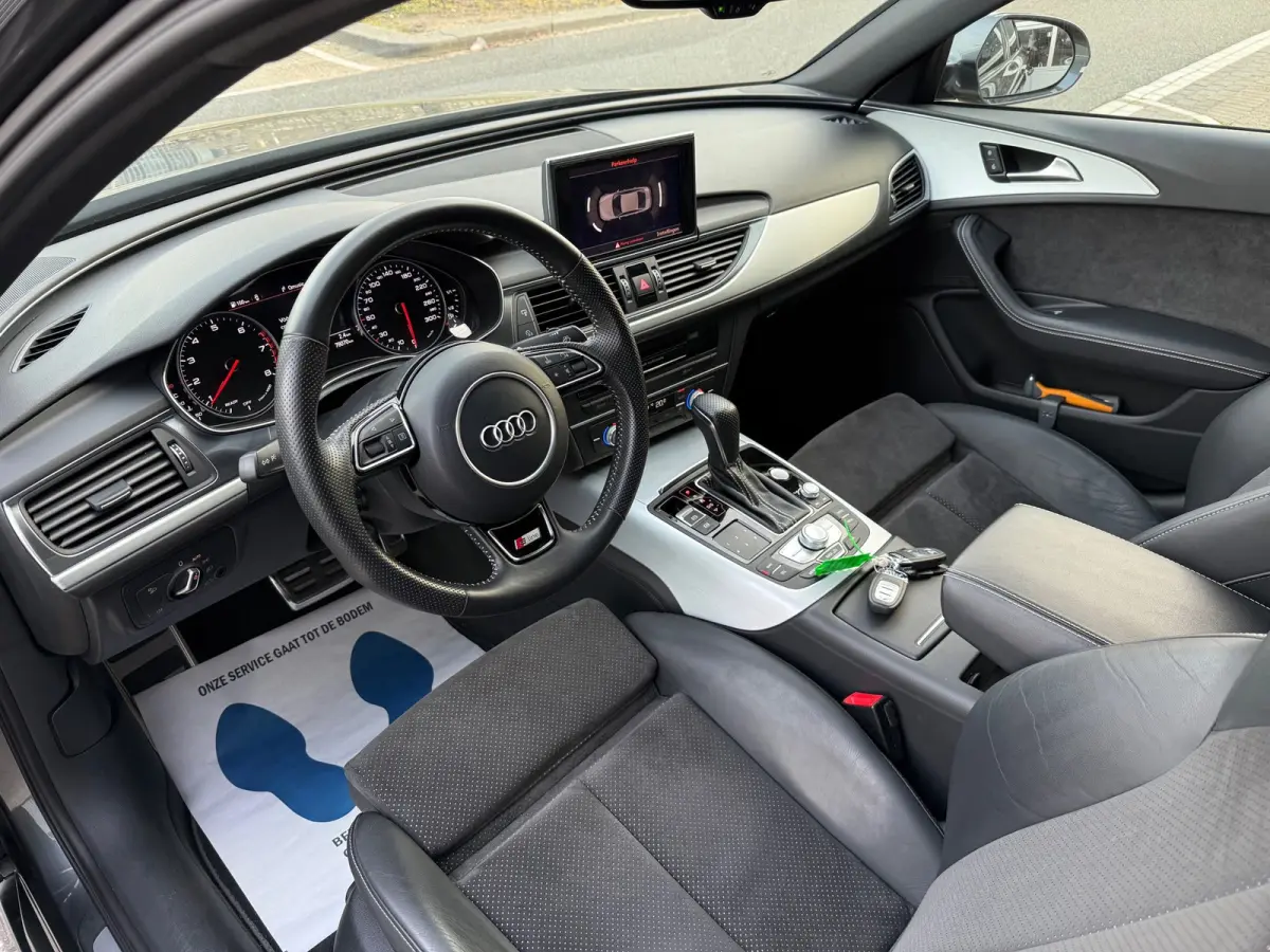 1.8 TFSI Ultra S AUT LMV18/PDC/LEER/NAVI