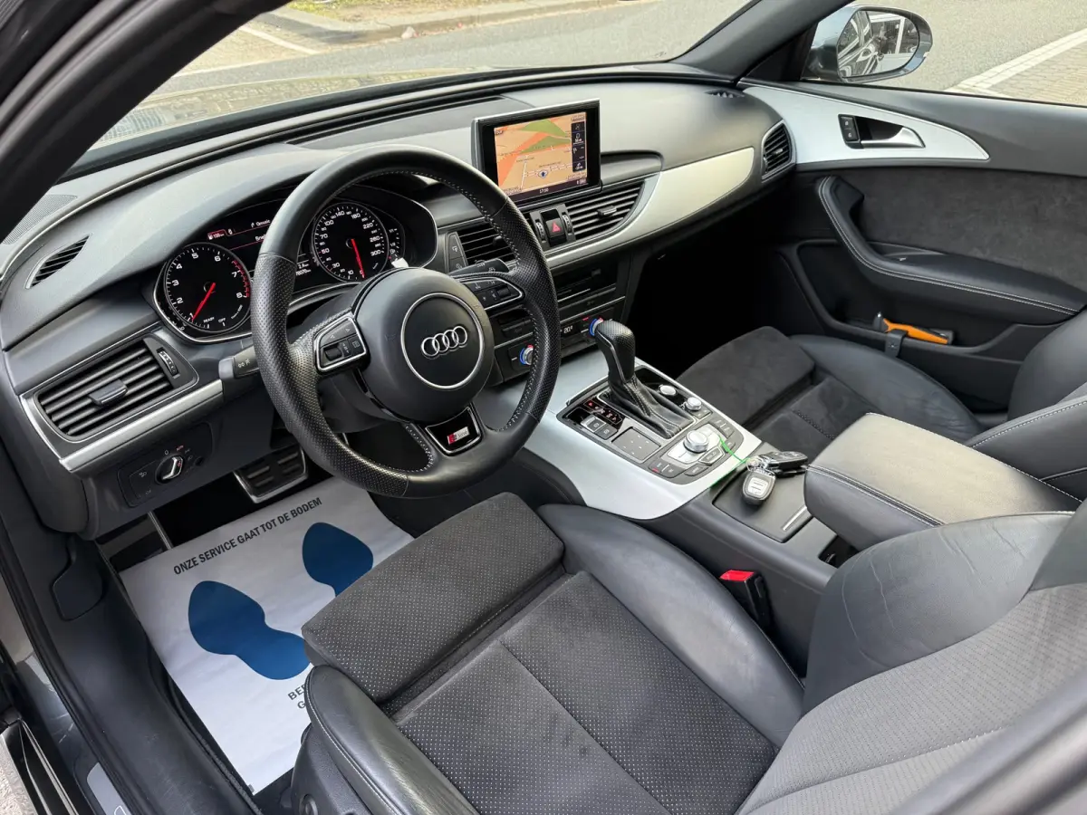 1.8 TFSI Ultra S AUT LMV18/PDC/LEER/NAVI