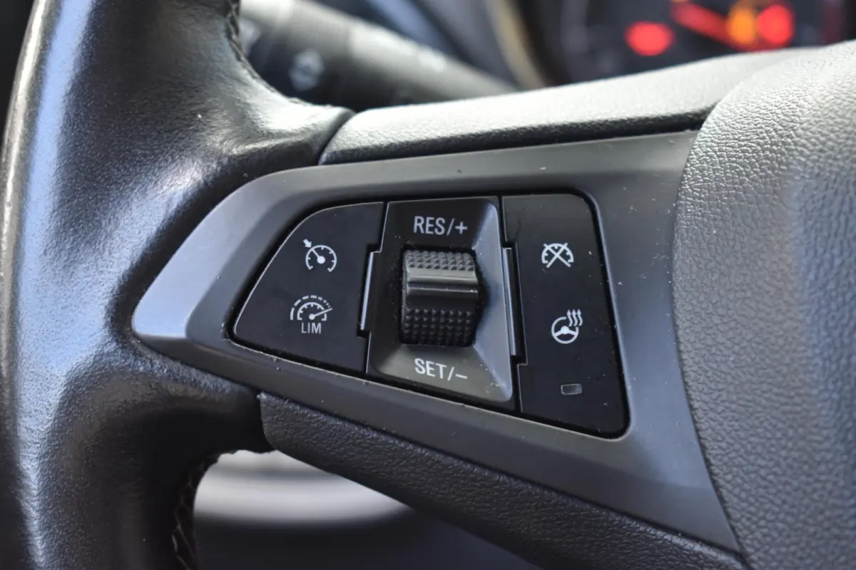 1.0 ecoFLEX Innovation Automaat | Carplay Navigatie | Half-Leder | Stoelverwarming| 12 mnd BOVAG garantie | Whatsapp 06-53188999
