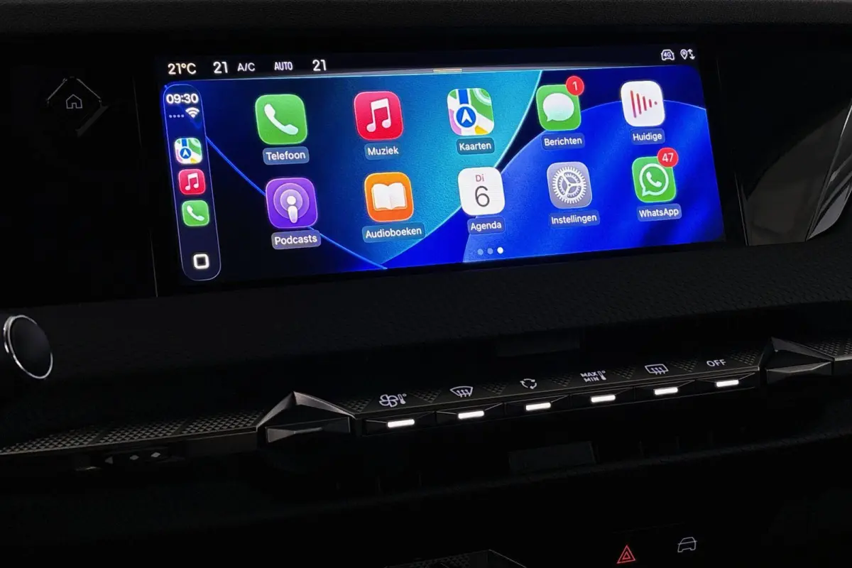 E-Tense Pallas 58.3 kWh Camera Apple CarPlay 19"
